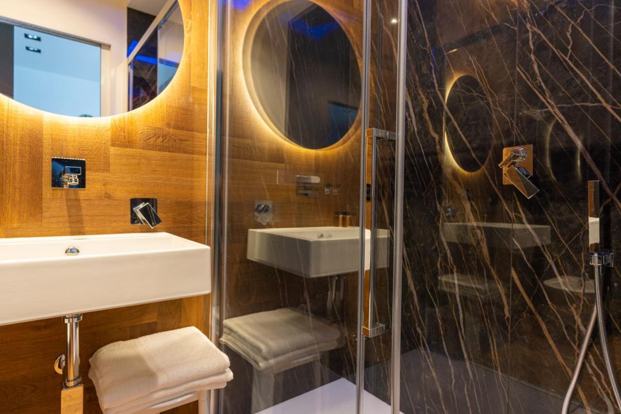 バーリ B&Z Luxury Bed & Breakfast エクステリア 写真