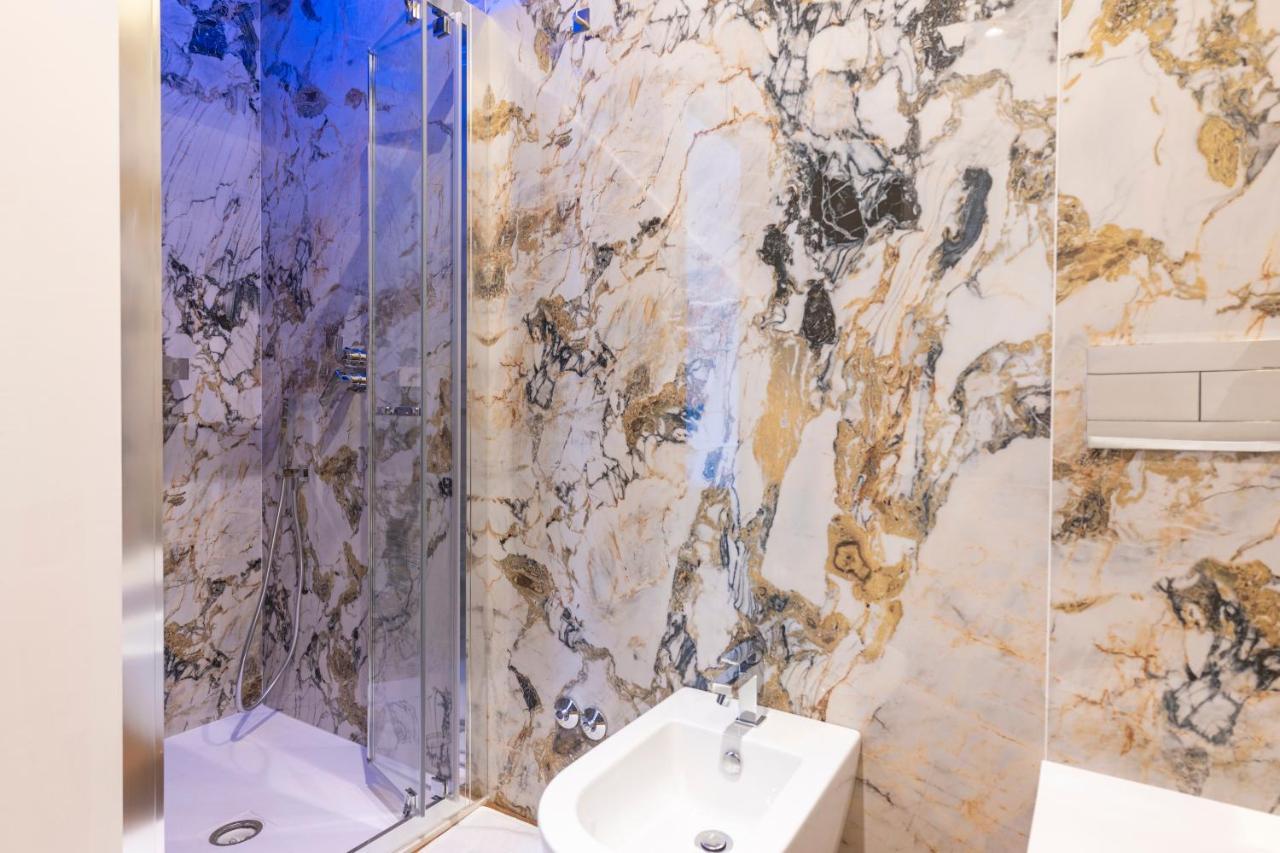 バーリ B&Z Luxury Bed & Breakfast エクステリア 写真